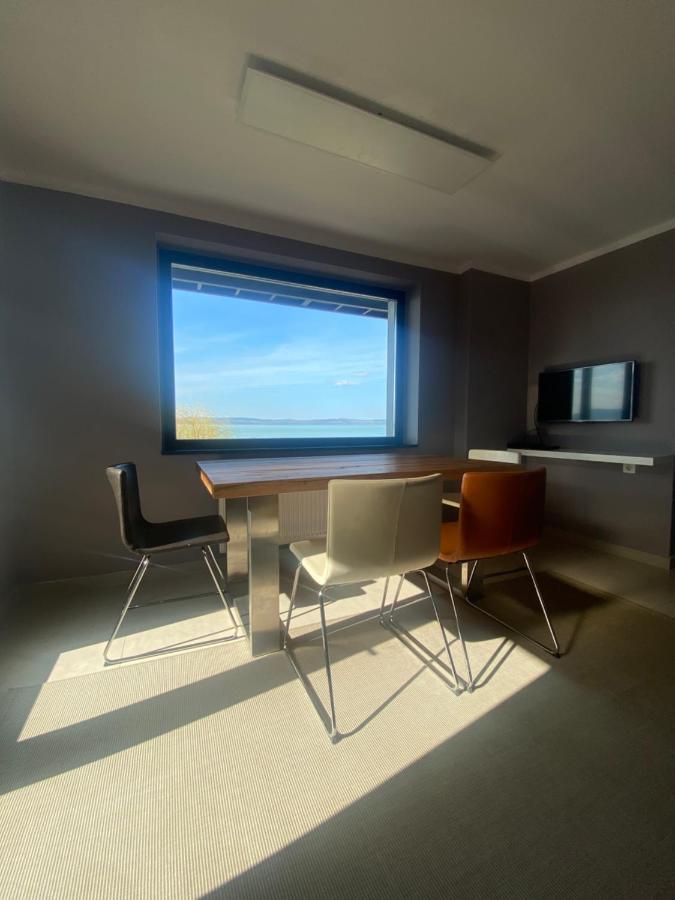 Hullam Apartman Balatonlelle Ngoại thất bức ảnh