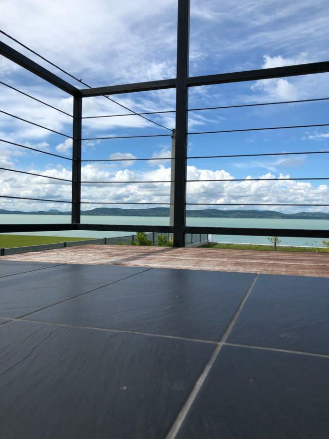 Hullam Apartman Balatonlelle Ngoại thất bức ảnh